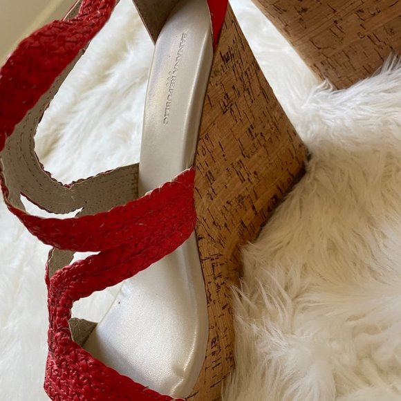 Banana Republic Factory size 10 Red-Orange Espadrilles - Picture 2 of 8